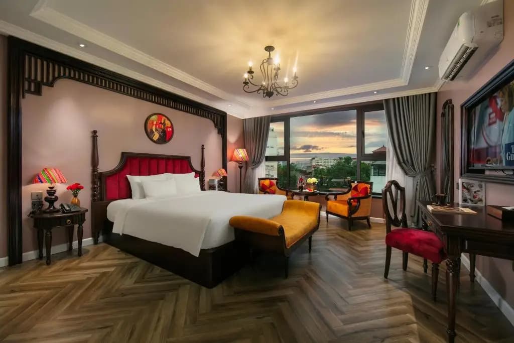 Acoustic Hotel & Spa