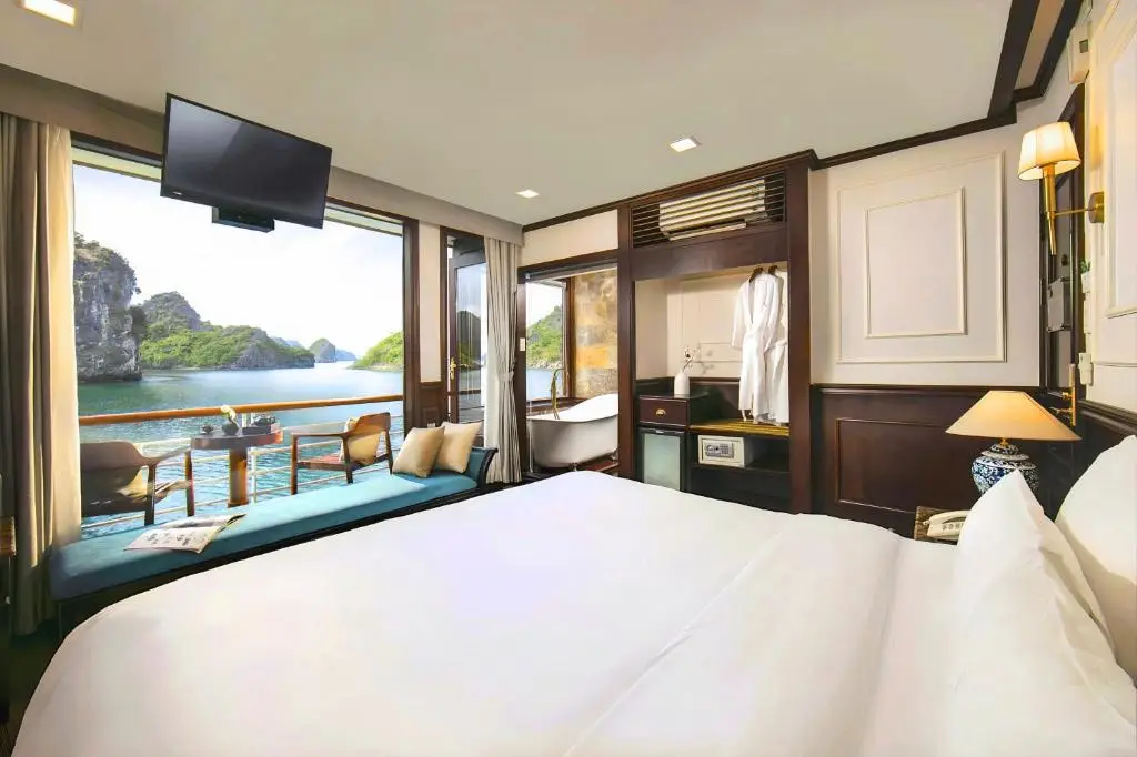Amanda Luxury Cruise